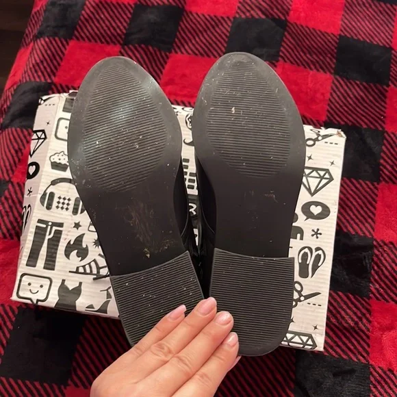 Heeled Booties - Picture 6 of 9